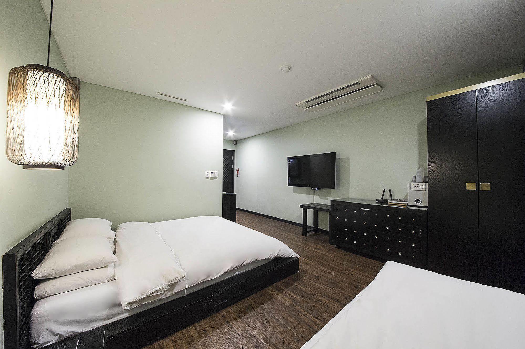 Hotel Tower Gimpo Exterior foto